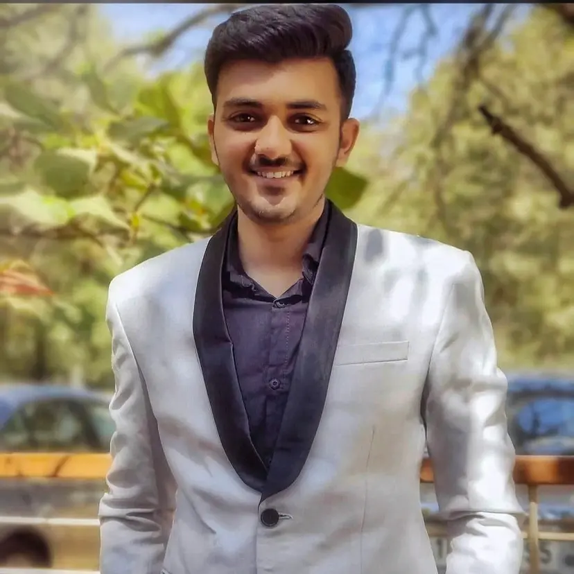 Ashish Solanki — Full Stack Developer